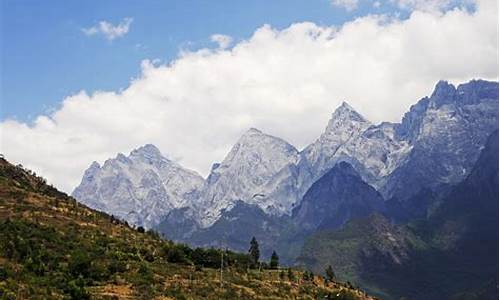 去香格里拉旅游一般多少钱